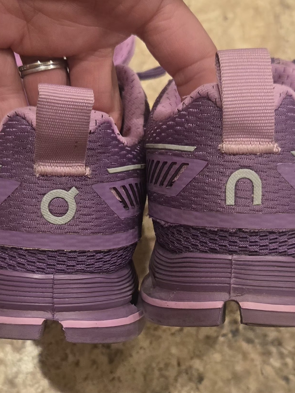 👟 On Running Cloudflyer Women's Size 7.5 Purple Rose - Excellent Condition ✨ - Picture 4 of 7